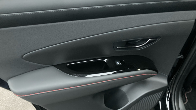 Hyundai TUCSON 1.6T Plug-in Hybrid N Line 5dr Auto Estate